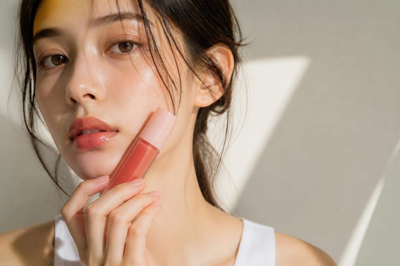 Best Korean Lip Oil: Hydrating, Non-Sticky & Vegan